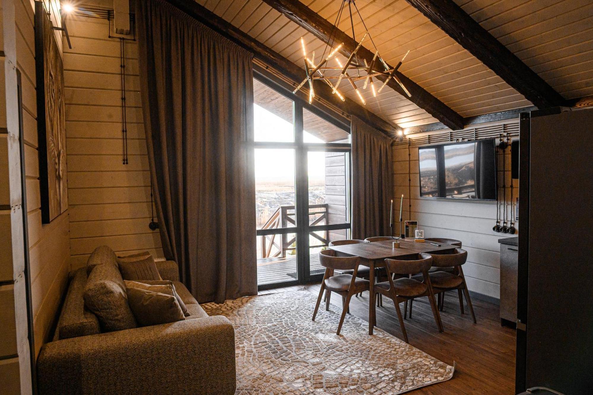 Zaliv Hotel Strasheve ภายนอก รูปภาพ
